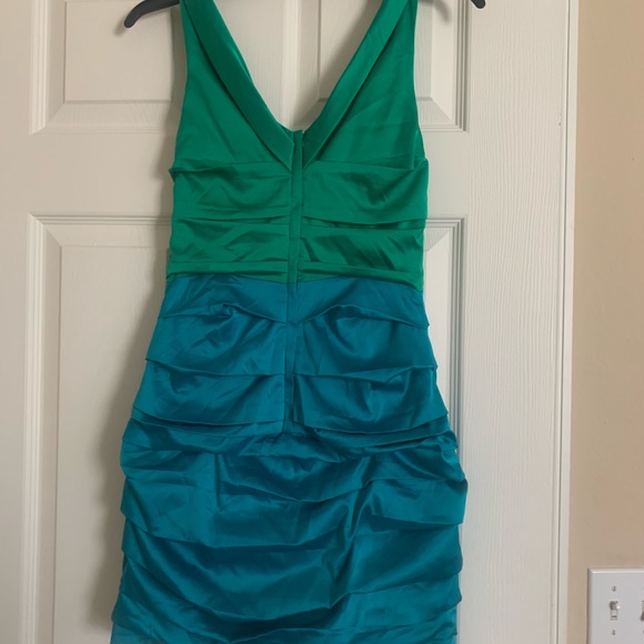 Lot of 3 party dresses size small - Picture 3 of 12